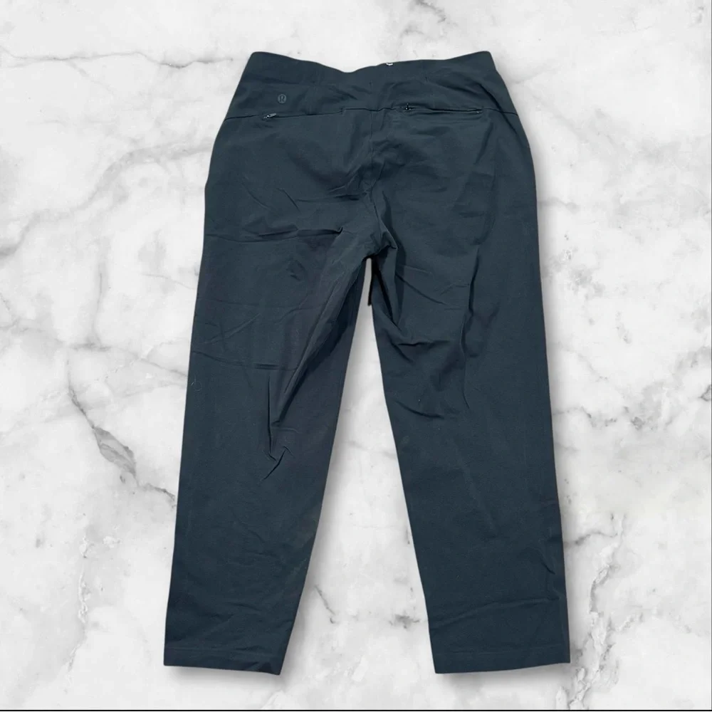 Lululemon In Power MR Crop 24”‎ Black Pants Women’s Size 4